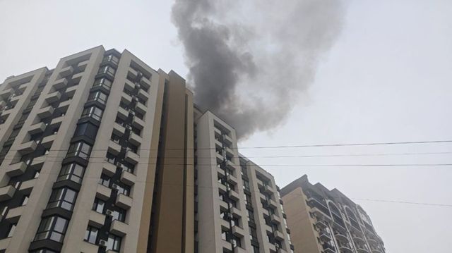 Incendiu la etajul 15 al unui bloc din Chișinău