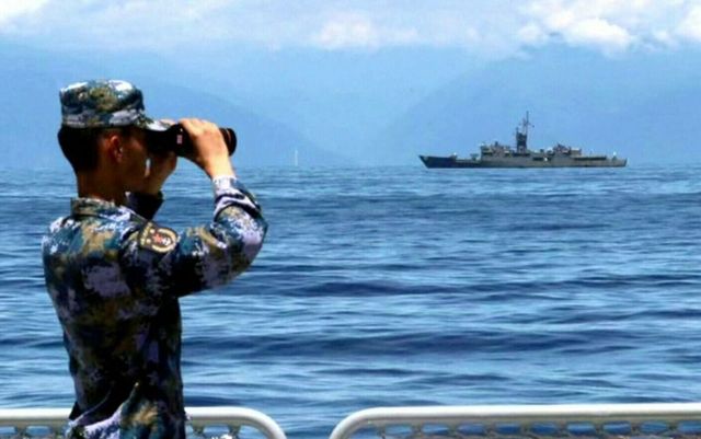 Navele de război chineze și taiwaneze s-au jucat de-a șoarecele și pisica, exercițiile se încheie
