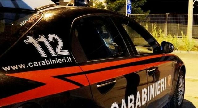 Uccide la moglie malata e si suicida, nel Torinese