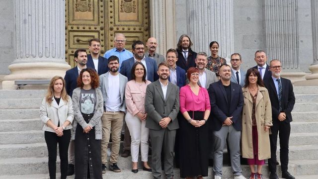 Ofensiva de la izquierda para intentar frenar en el Constitucional la ley educativa de Mazón