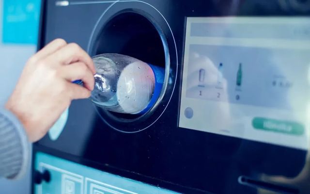 Doi lei pentru fiecare ambalaj returnat