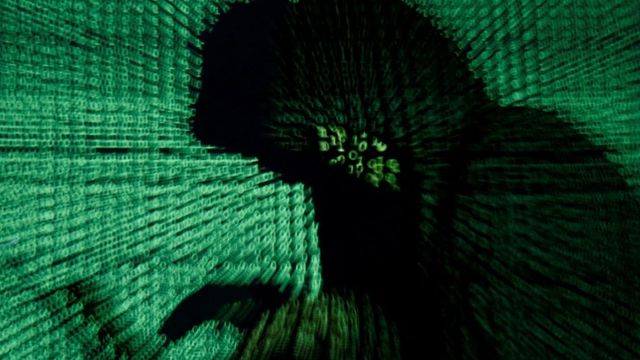 Iran-linked hackers threaten to leak emails of Trump aides: Report
