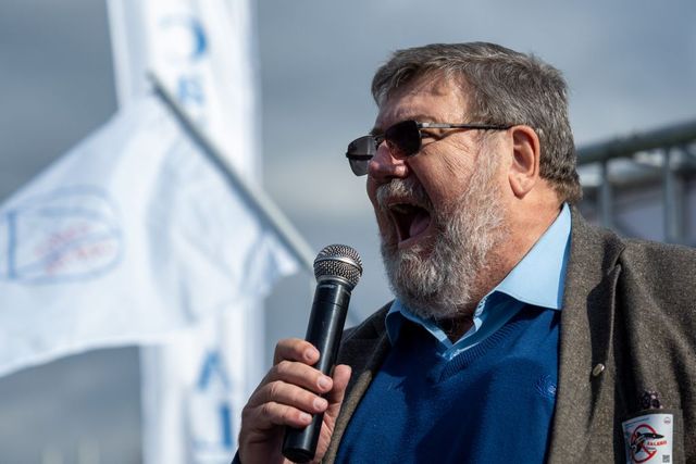 Bogdan Hossu i-a atras atenția lui Bolojan că percepția e că urăște salariații și cetățenii