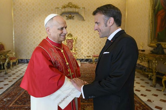 Papa Leon merge în Franța, în prima vizită oficială a unui papă în aproape 20 de ani, după scandalul abuzurilor