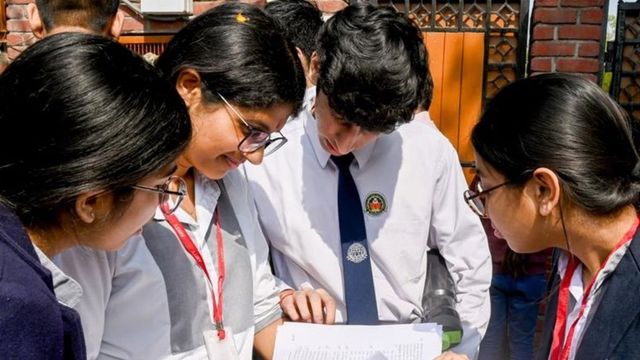 After maths, CBSE to bring 2-tier system for science, social science