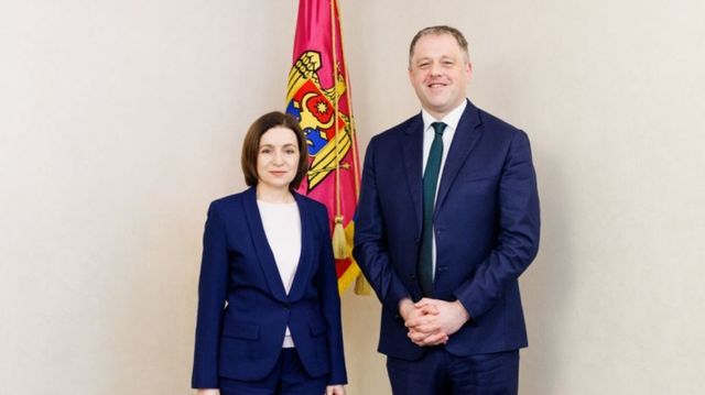 Maia Sandu a discutat la Chișinău cu ministrul irlandez Thomas Byrne despre relațiile bilaterale și parcursul european