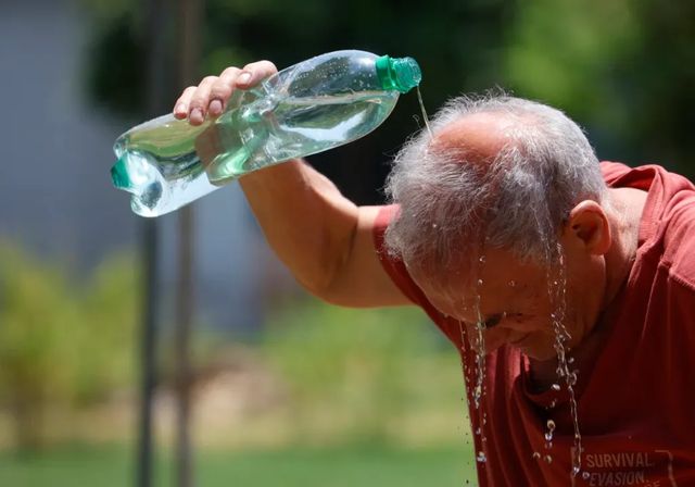 El verano comienza con un 73% más de muertes por calor que en el año récord