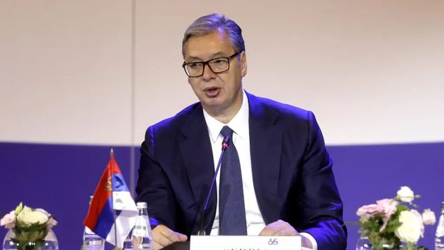 Вучич обяви, че разпуска парламента и насрочва предсрочни избори