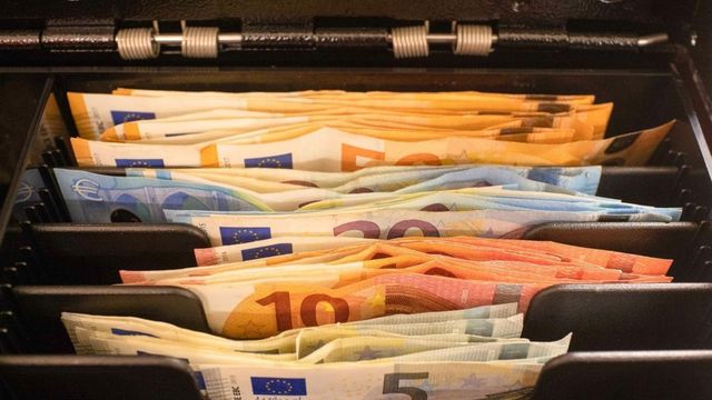 Вече 91% от левовете са изтеглени от обращение