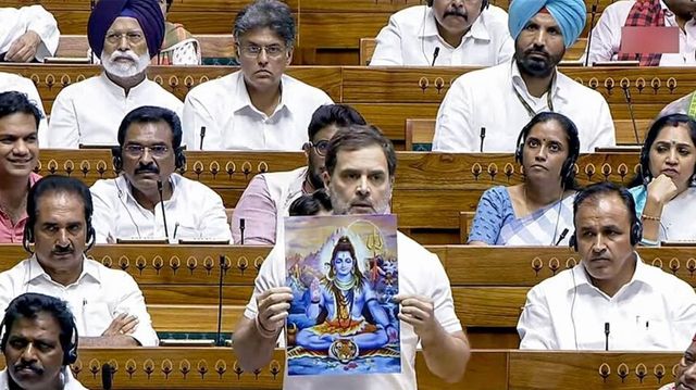 Why did Rahul Gandhi show Lord Shiva images in Lok Sabha?