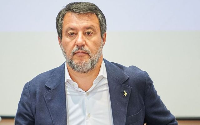 Big della Lega contro Salvini: pronto comitato per ritorno Lega Nord