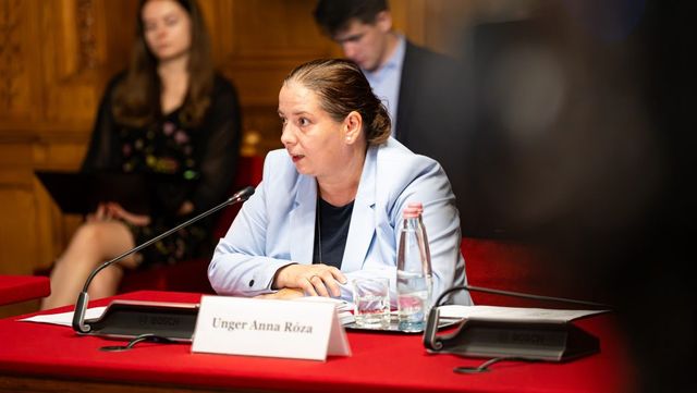 Unger Anna: A jogállami megoldás nem az, hogy átmegyek Felcsútra és azt mondom, hogy Mészáros Lőrinc jöjjön velem