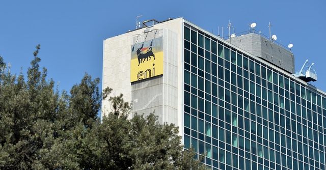 Il Mef avvia la cessione del 2,8% di Eni