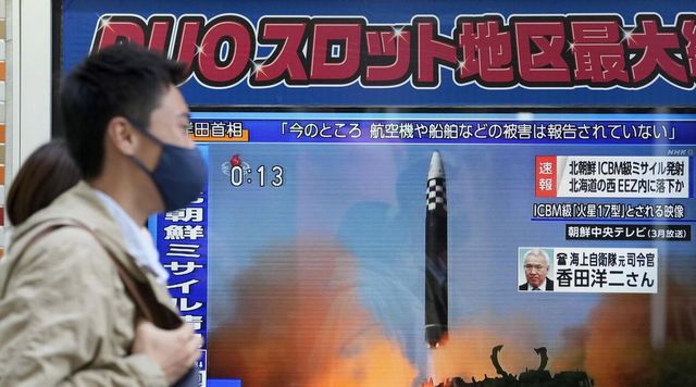 La Corea del Nord ha lanciato un nuovo missile balistico nel Mar del Giappone