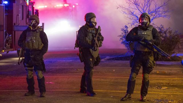 Двама убити и петима ранени при престрелка между младежи