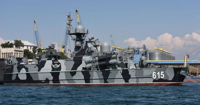 Украйна атакува с дрон щаба на руския Черноморски флот в Севастопол