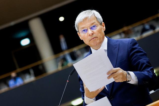 Dacian Cioloș a demisionat de la conducerea grupului Renew Europe din Parlamentul European