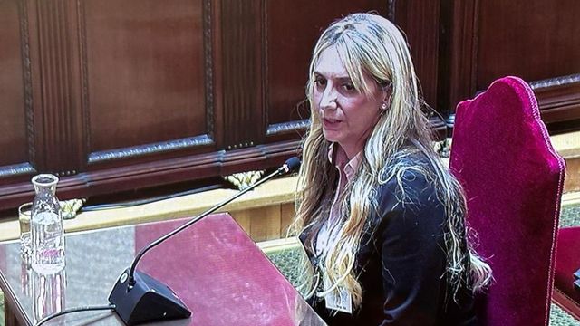 'Miss Asturias' en el Senado: «En ningún momento Ábalos me dijo que me hubiera enchufado»