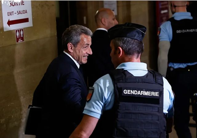 La defensa de Sarkozy denuncia que su acusación se basa en imaginaciones, no en hechos