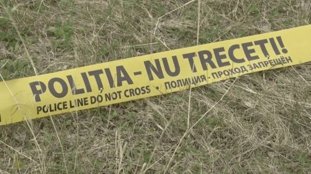 Un tânăr de 23 de ani a fost găsit fără viață, într-o mașină aflată într-o pădure din Ialoveni