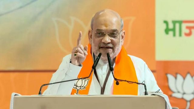 Sharad Pawar Leader Of Corruption, Says Shah; Takes 'Aurangzeb Fan Club' Jibe at Uddhav