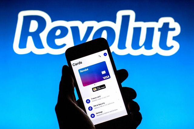 Revolut, breșă de securitate: datele clienților, divulgate