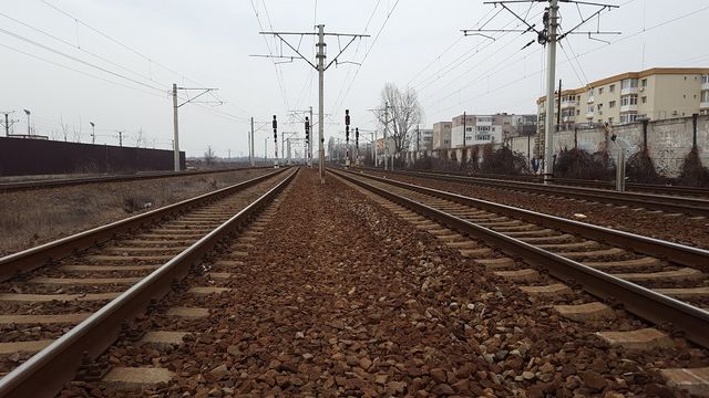 CFR Infrastructură a primit 19 oferte pentru electrificarea și reabilitarea liniei de cale ferată Cluj Napoca - Oradea - Episcopia Bihor