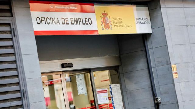 El paro sube en enero en Euskadi pero baja en 1.800 personas en el último año