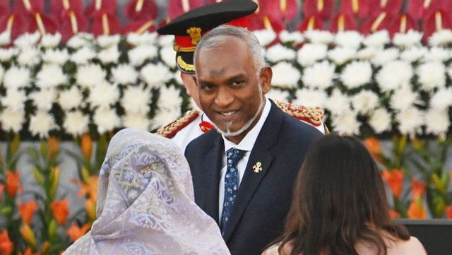 Doi miniștri au fost demiși și arestați pe motiv că i-au făcut vrăji președintelui din Maldive