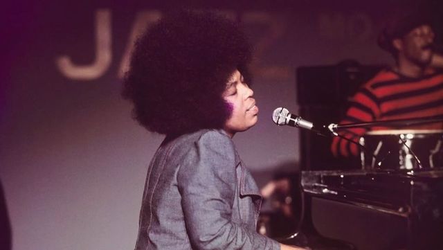 Roberta Flack, legenda muzicii R&B, a murit la vârsta de 88 de ani