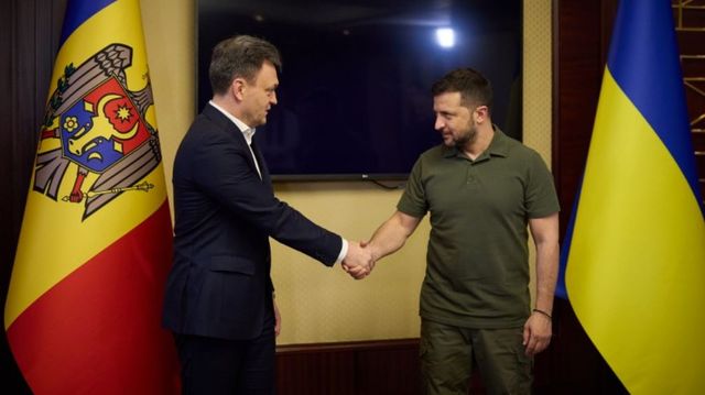 Zelenski l-a decorat pe Recean cu cea mai înaltă distincție a Ucrainei de Ziua Independenței