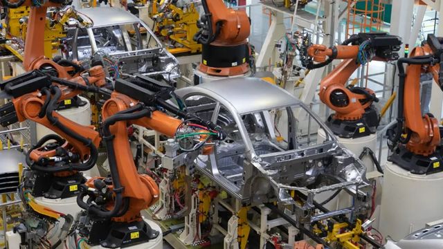 La producción de automóviles en España se redujo un 1,5% hasta agosto