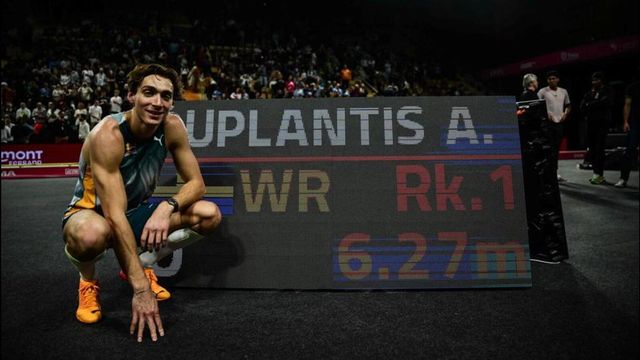 Duplantis soars to 11th pole vault world record