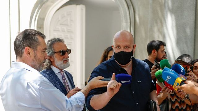 El empresario que financió a Alvise denuncia que ha sido obligado a transferir 1,2 millones a punta de pistola