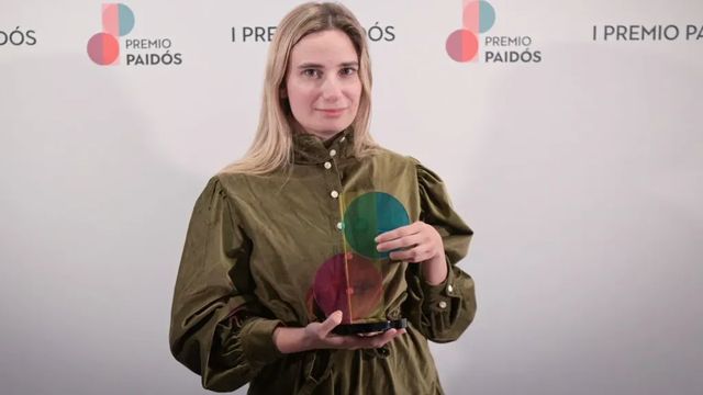 La editorial Paidós celebra sus 80 años con un nuevo galardón que recae en la ensayista argentina Tamara Tenenbaum