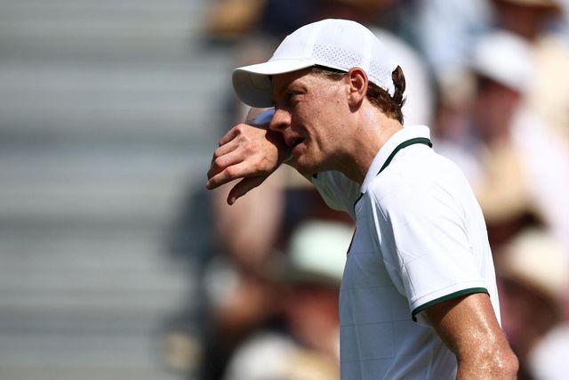 Sinner, gilet refrigerante a Wimbledon: ecco come funziona il nuovo rimedio contro il caldo