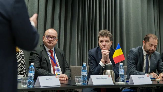 Nicușor Dan susține că modelul finlandez al companiilor e un posibil exemplu pentru Romarm