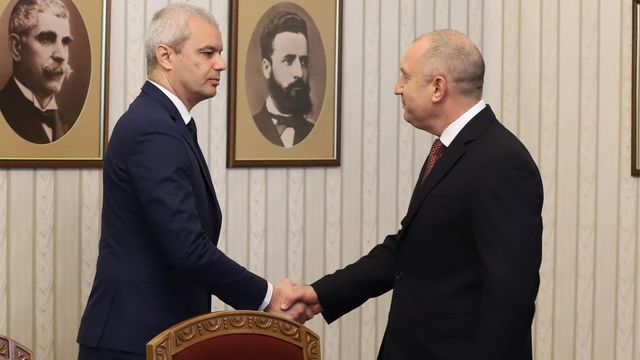 Костадин Костадинов пришпорва АПС веднага да върнат мандата