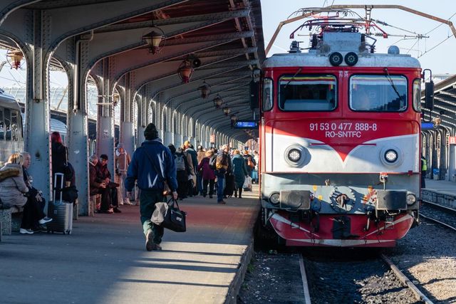 Record de viteză pe căile ferate din România - O locomotivă a atins 210 km/h la centrul de testare de la Făurei