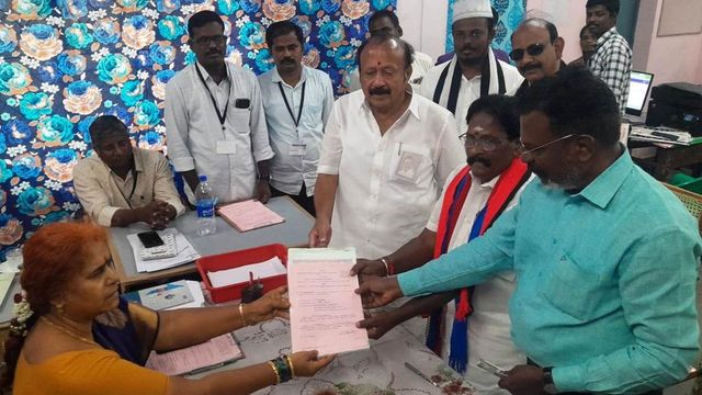 Tamil Nadu Assembly elections 2026| Candidates file nominations on the last day in Erode