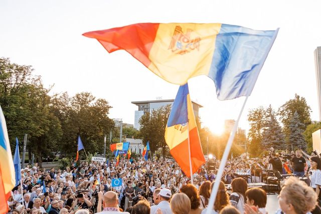 București: Propunerea privind unirea României cu Moldova, adoptată tacit în Camera Deputaților