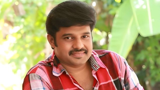 Malayalam actor Kalabhavan Navas found dead in Kochi hotel room, police suspect cardiac arrest