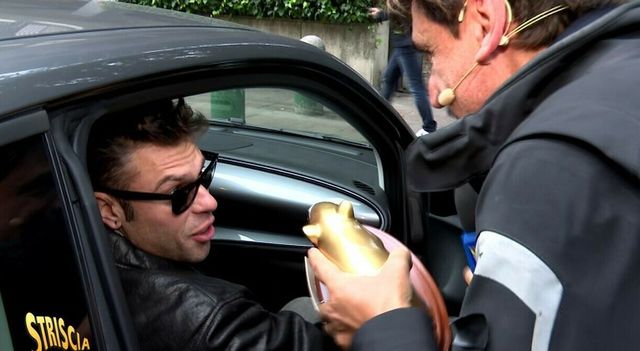 Arresti ultras, a Fedez altro Tapiro: “Io non indagato di nulla”