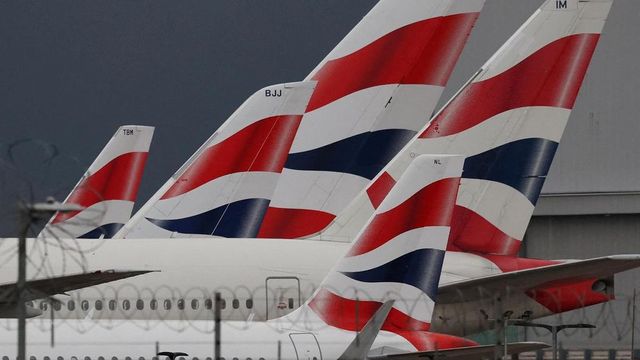 UK air traffic control glitch prompts nearly 300 cancellations, monitor says