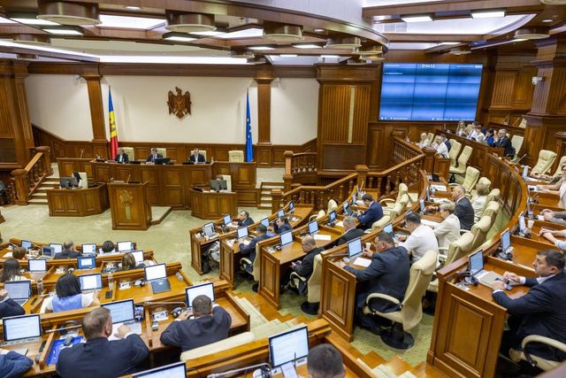 Comisia de la Veneția analizaează noul Cod al Parlamentului