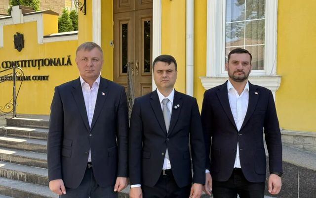 Partidul Nostru a inițiat procedura de anulare a serviciului militar obligatoriu. Proiectul, trimis la Curtea Constituțională