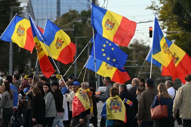 Primele rezultate parțiale oficiale ale alegerilor din Republica Moldova