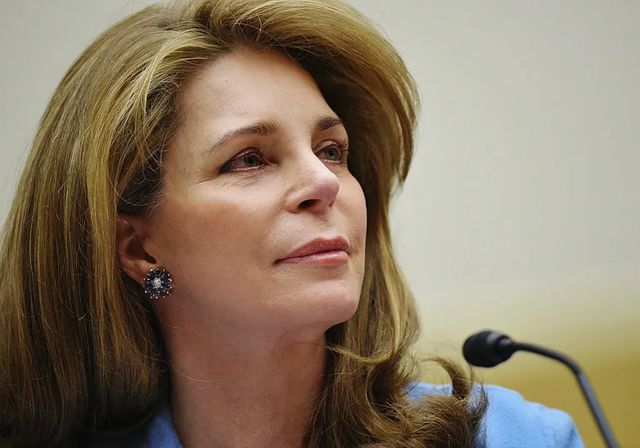 Noor de Jordania ruega por la libertad de su hijo Hamza, en arresto domiciliario desde 2021