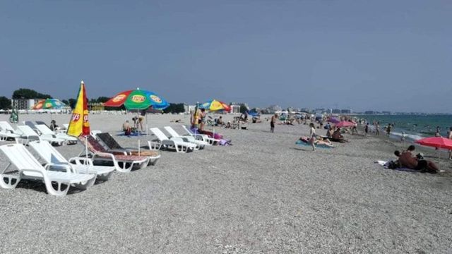 Plajele de pe litoral sunt gata să primească turiștii
