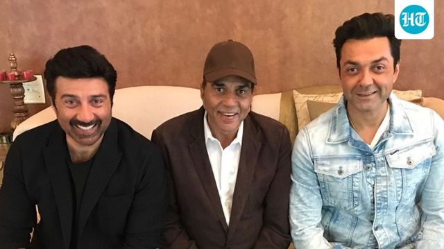 Sunny Deol performs asthi visarjan of Dharmendra with Bobby Deol in Haridwar, submerges his ashes in Ganga, fans get emotional